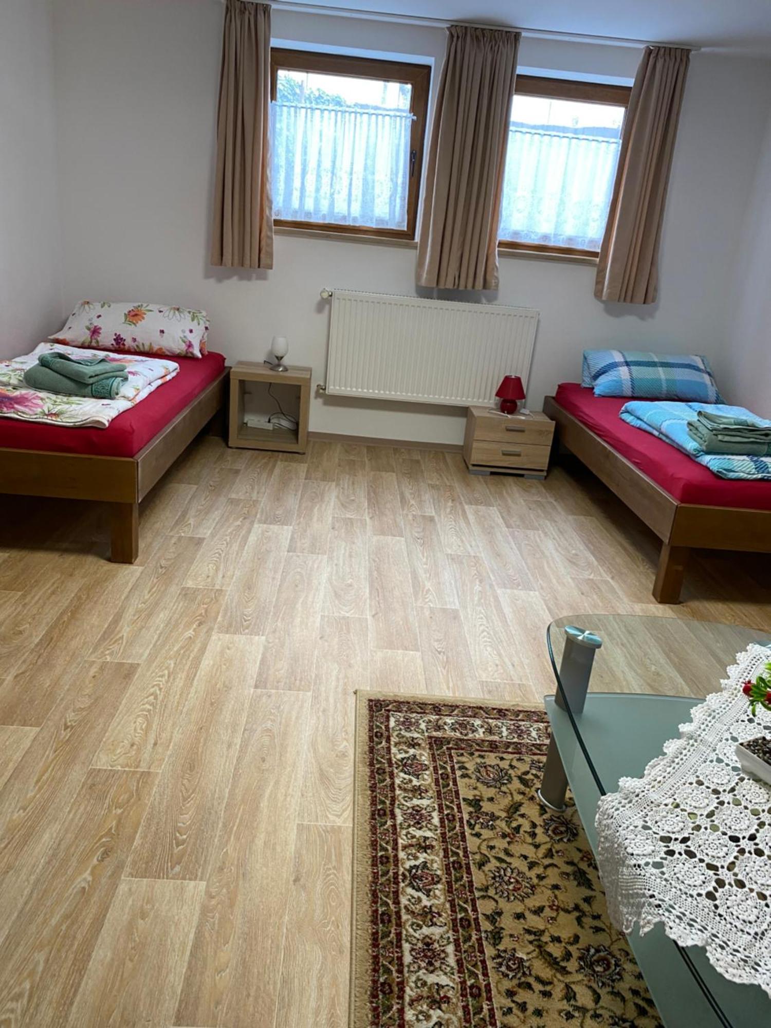 Ferienwohnung Eibenweg Gebsattel Екстериор снимка